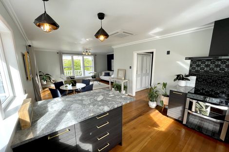 Photo of property in 100 Wilson Street, Te Awamutu, 3800