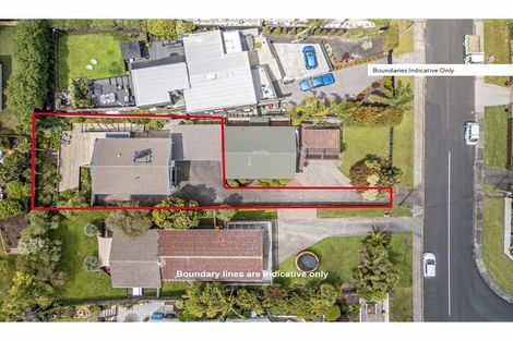 Photo of property in 2/39 Killarney Avenue, Torbay, Auckland, 0630