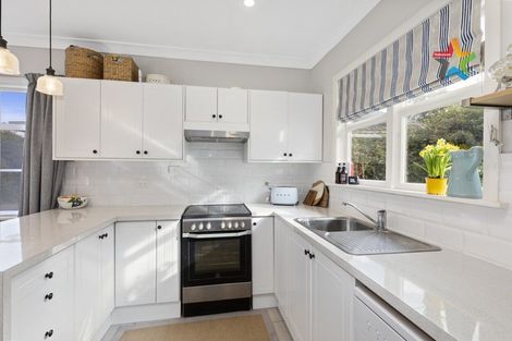 Photo of property in 99 Normandale Road, Normandale, Lower Hutt, 5010