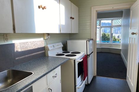 Photo of property in 14 Prince Street, Mount Victoria, Wellington, 6011