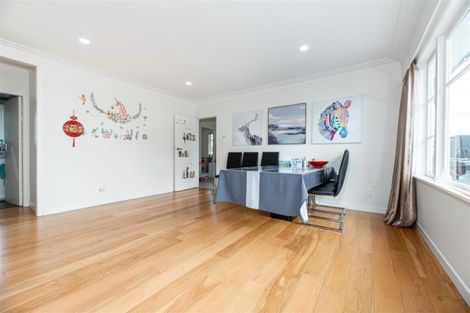 Photo of property in 6 Fairlea Road, Te Atatu South, Auckland, 0610