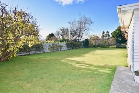 Photo of property in 18 Kent Street, Carterton, 5713