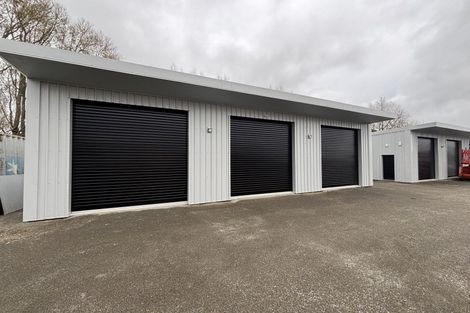 Photo of property in 301 Tennent Drive, Turitea, Palmerston North, 4472