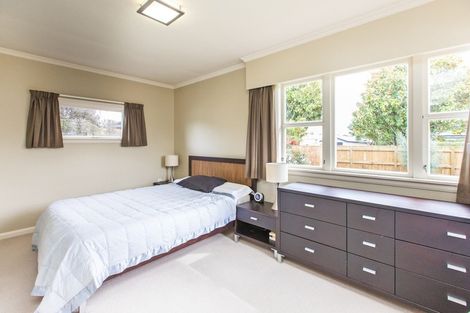 Photo of property in 4 Woodstock Place, Hokowhitu, Palmerston North, 4410