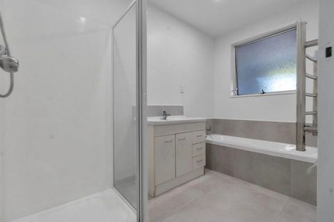 Photo of property in 1/39 Chipping Lane, Redwood, Christchurch, 8051