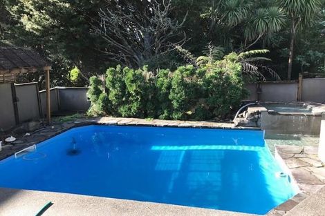 Photo of property in 160 Charles Prevost Drive, The Gardens, Auckland, 2105