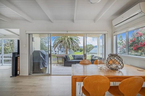 Photo of property in 19 Hicks Place, Cooks Beach, Whitianga, 3591