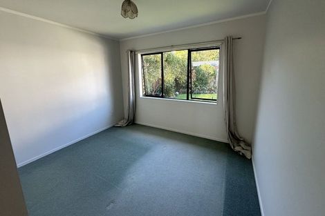 Photo of property in 3/4144 Great North Road, Glendene, Auckland, 0602