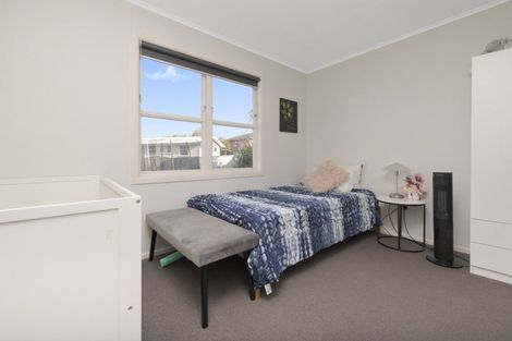 Photo of property in 23 Kingswood Road, Brookfield, Tauranga, 3110