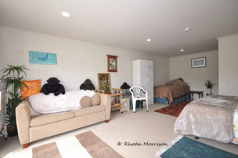 Photo of property in 16 Mariner Cove Road, Tinopai, Matakohe, 0593