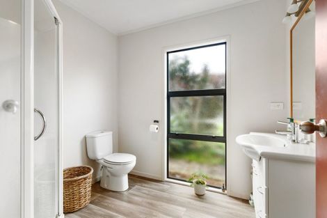 Photo of property in 108b Everitt Crescent, Whangamata, 3620