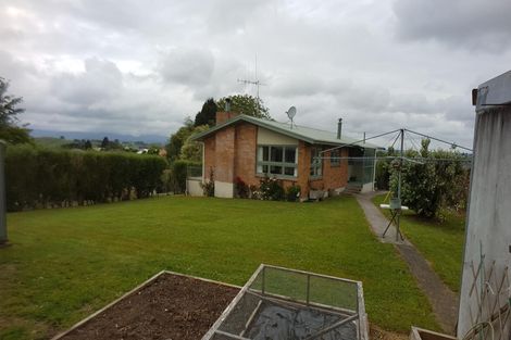 Photo of property in 2 Fairview Street, Tirau, 3410