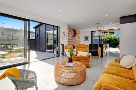 Photo of property in 15 Awatira Drive, Papamoa Beach, Papamoa, 3118