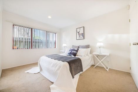 Photo of property in 58 Millen Avenue, Pakuranga, Auckland, 2010