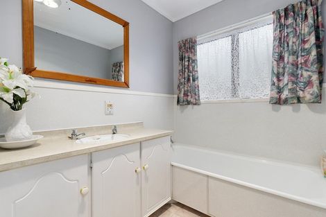 Photo of property in 1 Homestead Place, Glenview, Hamilton, 3206