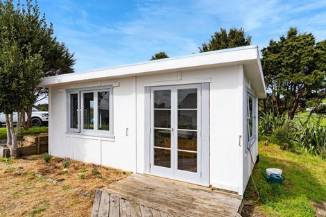 Photo of property in 169 Te Toiroa Road, Ngunguru, Whangarei, 0173