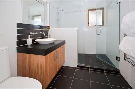 Photo of property in 3/3 Omana Road, Milford, Auckland, 0620