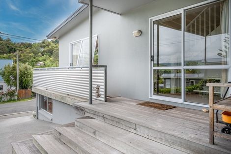 Photo of property in 32 Rue Grehan, Akaroa, 7520