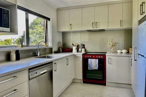 Photo of property in 2/4 Wilding Avenue, Northcote Point, Auckland, 0627