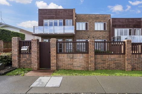 Photo of property in 5a Puka Street, Onehunga, Auckland, 1061