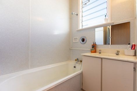 Photo of property in 43 Mcphee Street, Dannevirke, 4930