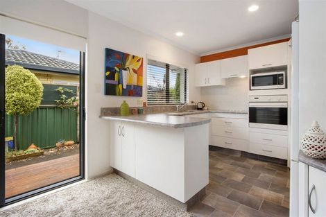 Photo of property in 10 Donegal Place, Katikati, 3129