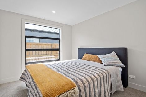 Photo of property in 35 Alps View Place, Lake Hayes, Queenstown, 9304