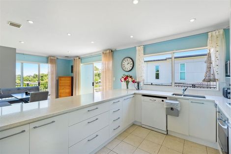 Photo of property in 1177 Whangaparaoa Road, Gulf Harbour, Whangaparaoa, 0930