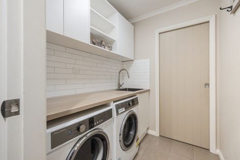 Photo of property in 38 Palazzo Drive, Papamoa Beach, Papamoa, 3118