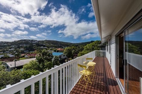 Photo of property in 70 Allington Road, Karori, Wellington, 6012