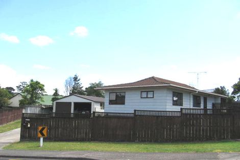 Photo of property in 37 Gatman Street, Birkdale, Auckland, 0626