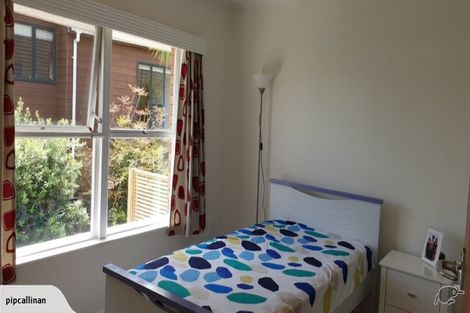 Photo of property in 2/9 Moana Avenue, Belmont, Auckland, 0622