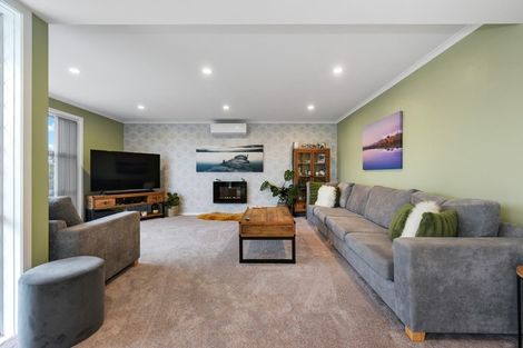 Photo of property in 3 Delamare Road, St Andrews, Hamilton, 3200