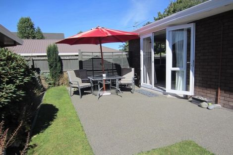 Photo of property in 2/68 Lowry Avenue, Redwood, Christchurch, 8051