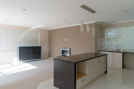 Photo of property in 1b Tranquility Rise, Mellons Bay, Auckland, 2014