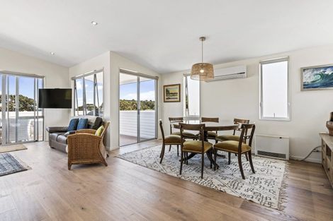 Photo of property in 40a Matakatia Parade, Matakatia, Whangaparaoa, 0930