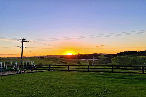 Photo of property in 9 Mountain Road, Kaiwaka, 0587