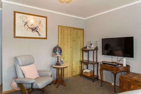 Photo of property in 3a Allan Street, Dannevirke, 4930