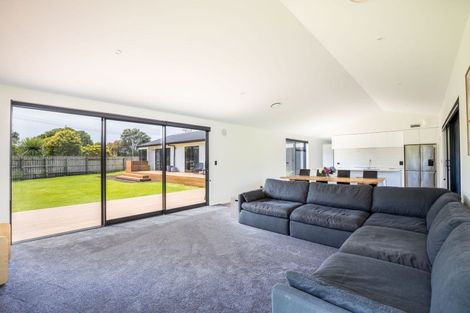 Photo of property in 244 Corbett Road, Paraite, New Plymouth, 4373