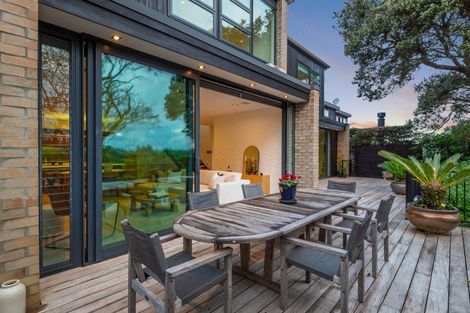 Photo of property in 48a Sunny Brae Crescent, Westmere, Auckland, 1022