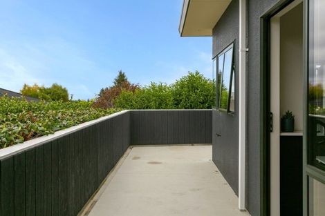 Photo of property in 2/73 Harvey Street, Waipahihi, Taupo, 3330