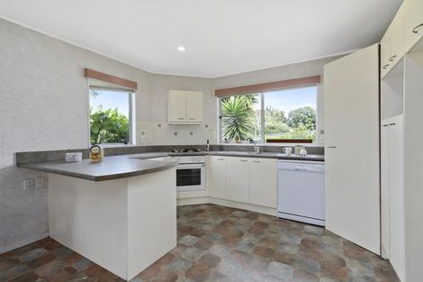 Photo of property in 12 Sari Place, Massey, Auckland, 0614