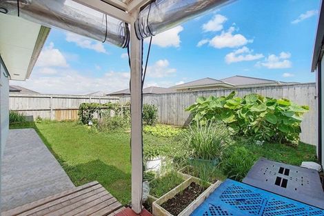 Photo of property in 72 Arion Road, Takanini, 2112