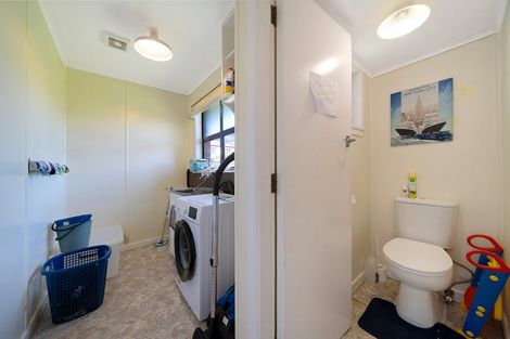 Photo of property in 45 Sturges Road, Henderson, Auckland, 0612