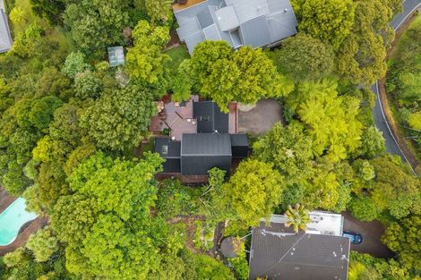 Photo of property in 189 Shaw Road, Oratia, Auckland, 0604