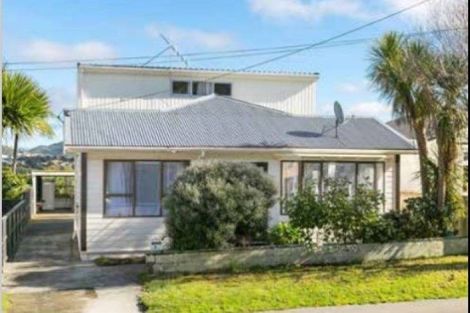 Photo of property in 15 Pembroke Road, Northland, Wellington, 6012