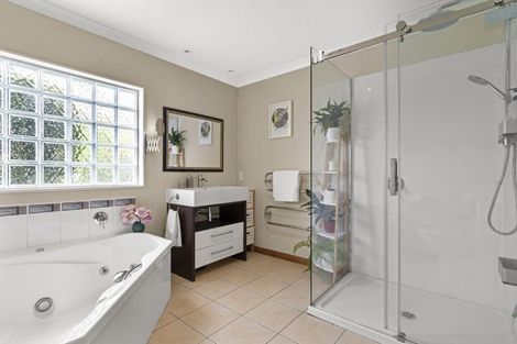 Photo of property in 2 Merlot Place, Rototuna, Hamilton, 3210