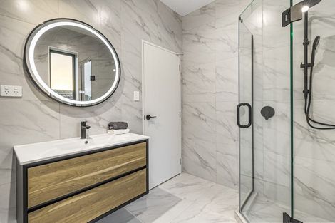 Photo of property in 12a Range View Road, Mount Albert, Auckland, 1025