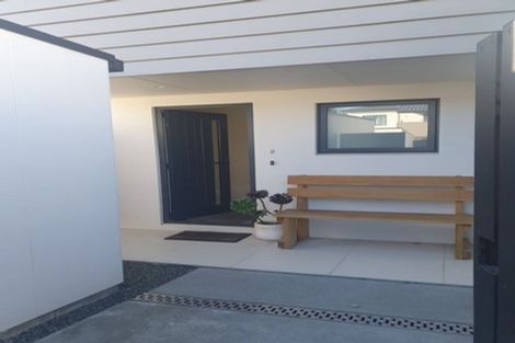 Photo of property in 80b Shakespeare Road, Waltham, Christchurch, 8023