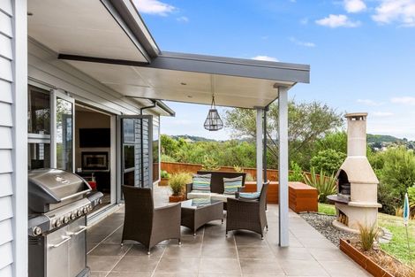 Photo of property in 50 Endeavour Drive, Whitby, Porirua, 5024